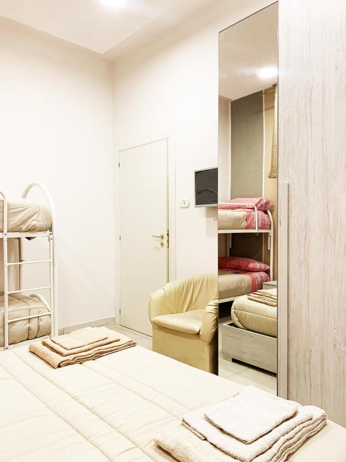Home Regina Giovanna Napoli Esterno foto