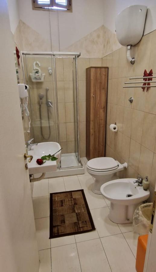 Home Regina Giovanna Napoli Esterno foto